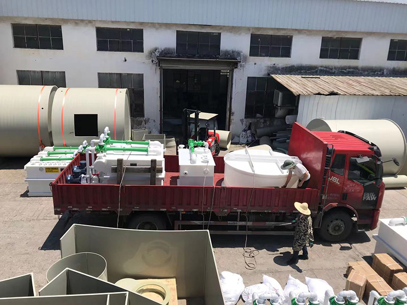 发往浙江宁波PP环保型真空机组出货中